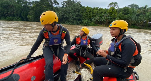 Remaja Hanyut Terseret Arus Sungai Batang Merangin, Tim SAR Gabungan Gelar Operasi Darurat